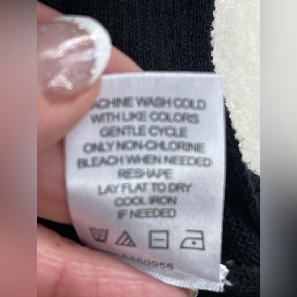 Laurie Felt Black sweater with a groovy, colorful butterfly on front. Size L - Picture 7 of 7